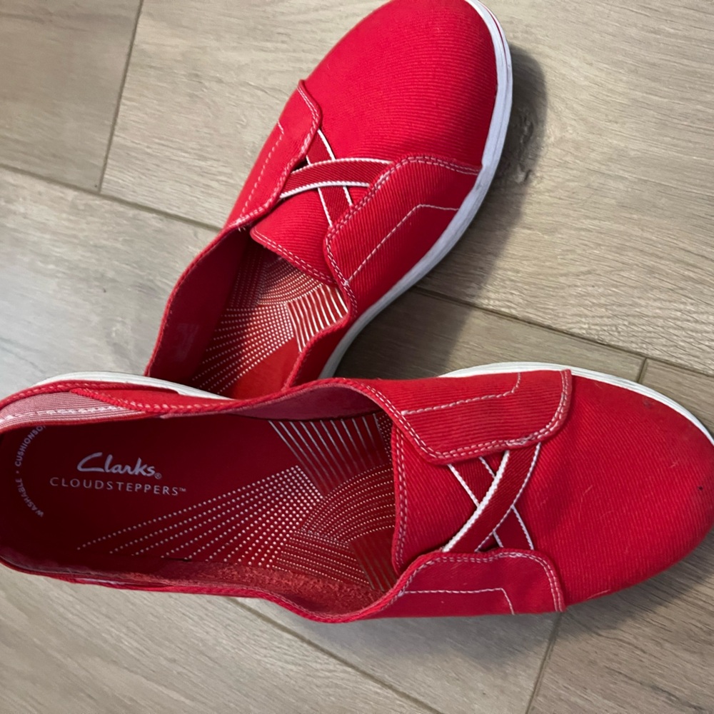 Clark’s Cloudsteppers Red Canvas Casual Slip-Ons - image 1